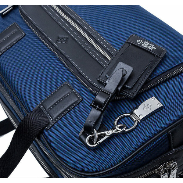 JMNY-Atlas-travel-bag-navy-blue-key-fob